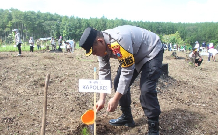 Kapolres Bondowoso AKBP Dr. Aryo Dwi Wibowo