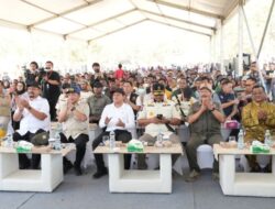 Bupati Aceh Tamiang Bersama Mendagri Serahkan Bantuan Stimulan Rumah Rusak