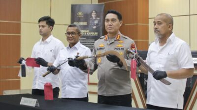 Kabid Humas Polda Jatim, Kombes Pol Jules Abraham Abast