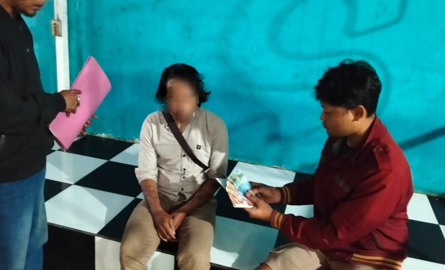 Polres Pasuruan Kota melalui Unit Reskrim Polsek Rejoso berhasil mengungkap kasus dugaan tindak pidana menyimpan dan membawa (Upal).