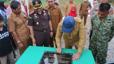 Bupati Aceh Tamiang Irjen Pol (Purn) Drs. Armia Pahmi MH