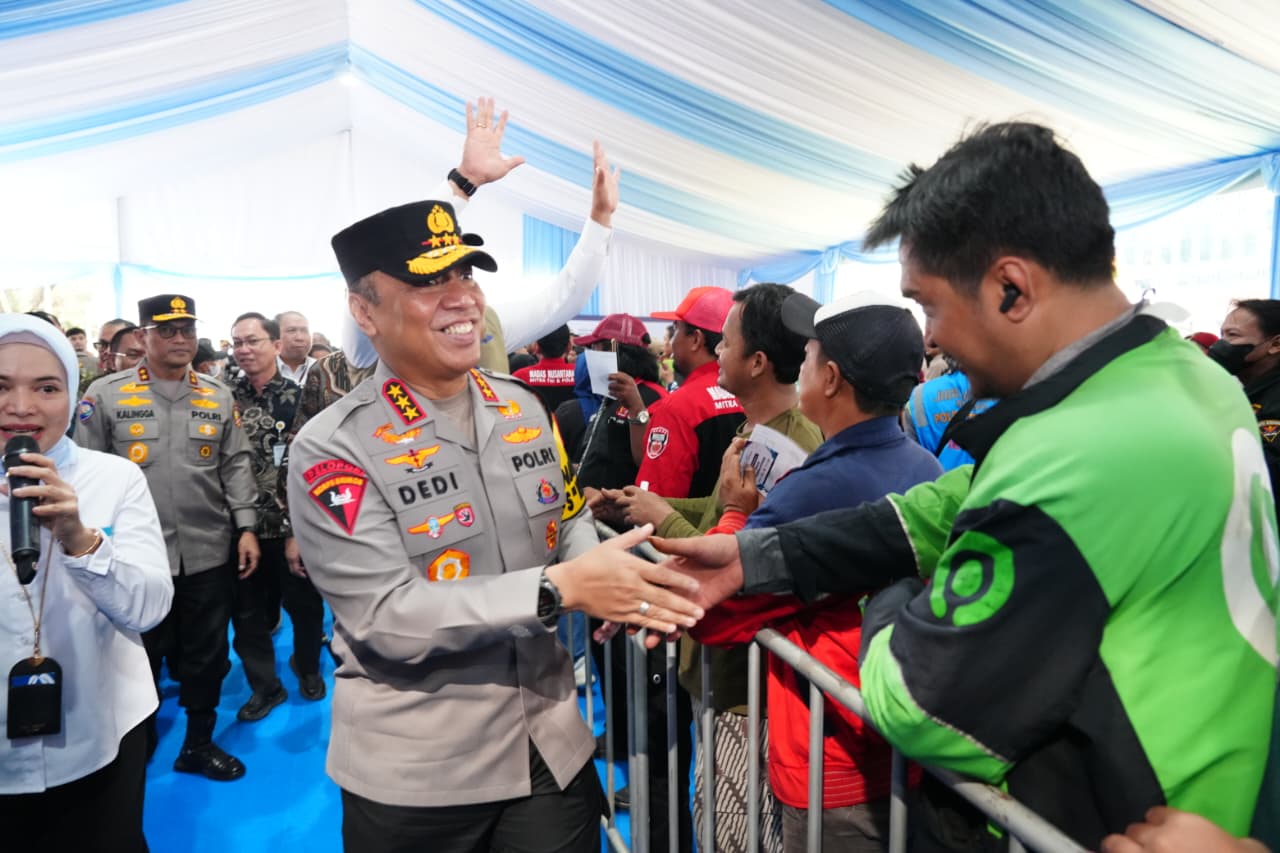 Wakapolri Komjen Pol. Prof. Dr. Dedi Prasetyo