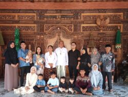 Menebar Berkah di Hari Kemenangan: Open House Kediaman Dukun Kondang Nyai Wali Ida Rofi Penuh Khidmat dengan Santunan 1000 Anak Yatim