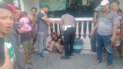 Seorang pria berinisial FA (32), warga Wonokusumo Jaya Baru, gagal melarikan diri setelah melakukan aksi penjambretan kalung emas di Jalan Raya Platuk