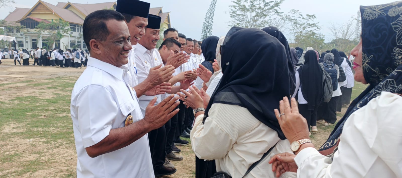 Pemerintah Kabupaten Aceh Tamiang menggelar acara Halal Bihalal dan Apel Gabungan bersama ASN