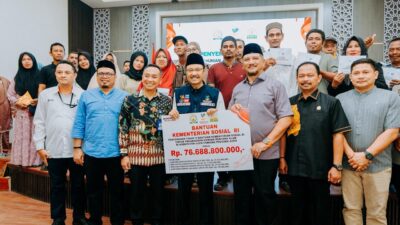 Bupati Aceh Tamiang, Irjen Pol. (Purn) Drs. Armia Pahmi MH bersama Kementerian Sosial
