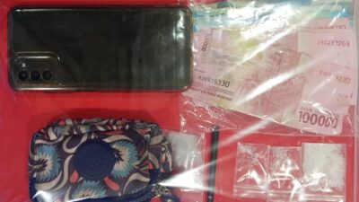 Barang bukti tiga poket sabu dengan berat 4,02 gram
