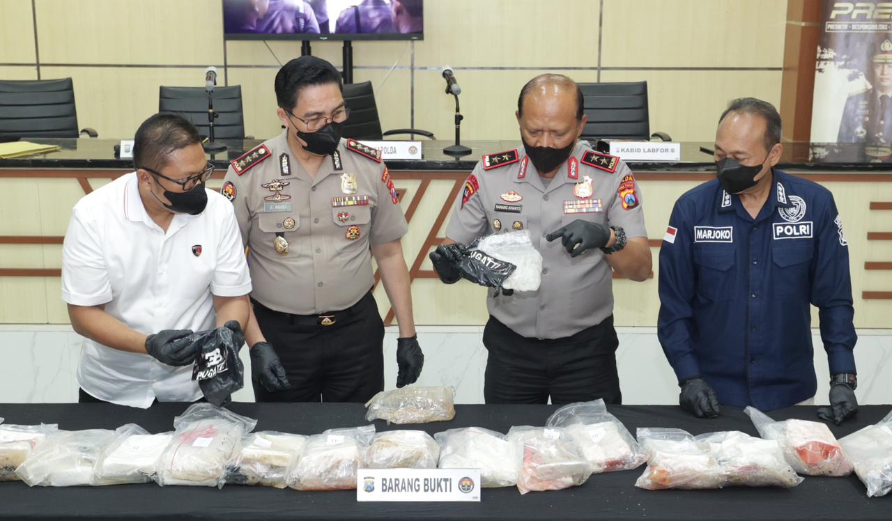Kapolda Jawa Timur, Irjen Pol Nanang Avianto