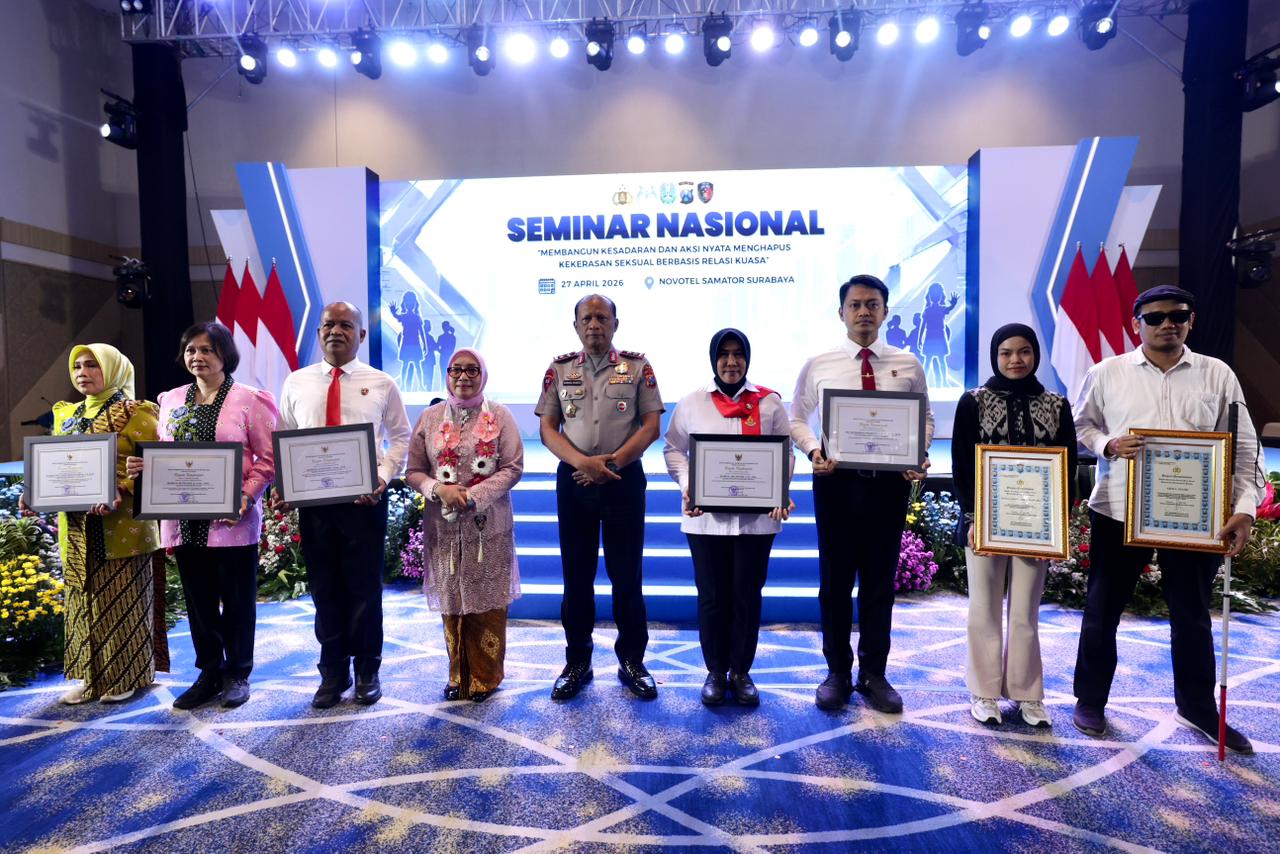 Direktorat Reserse PPA PPO Polda Jatim mendapat penghargaan dari Kementerian Pemberdayaan Perempuan dan Perlindungan Anak (PPPA).