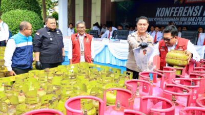 Kabid Humas Polda Jatim, Kombes Pol Jules Abraham Abast