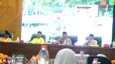 Bupati Aceh Tamiang dan Wakil Bupati Aceh Tamiang menghadiri Rapat Paripurna Istimewa dalam rangka peringatan Hari Ulang Tahun (HUT) ke-24 Kabupaten Aceh Tamiang