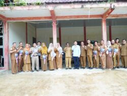 Wakil Bupati Ismail Terima 11 Unit Ambulance untuk Puskesmas Aceh Tamiang
