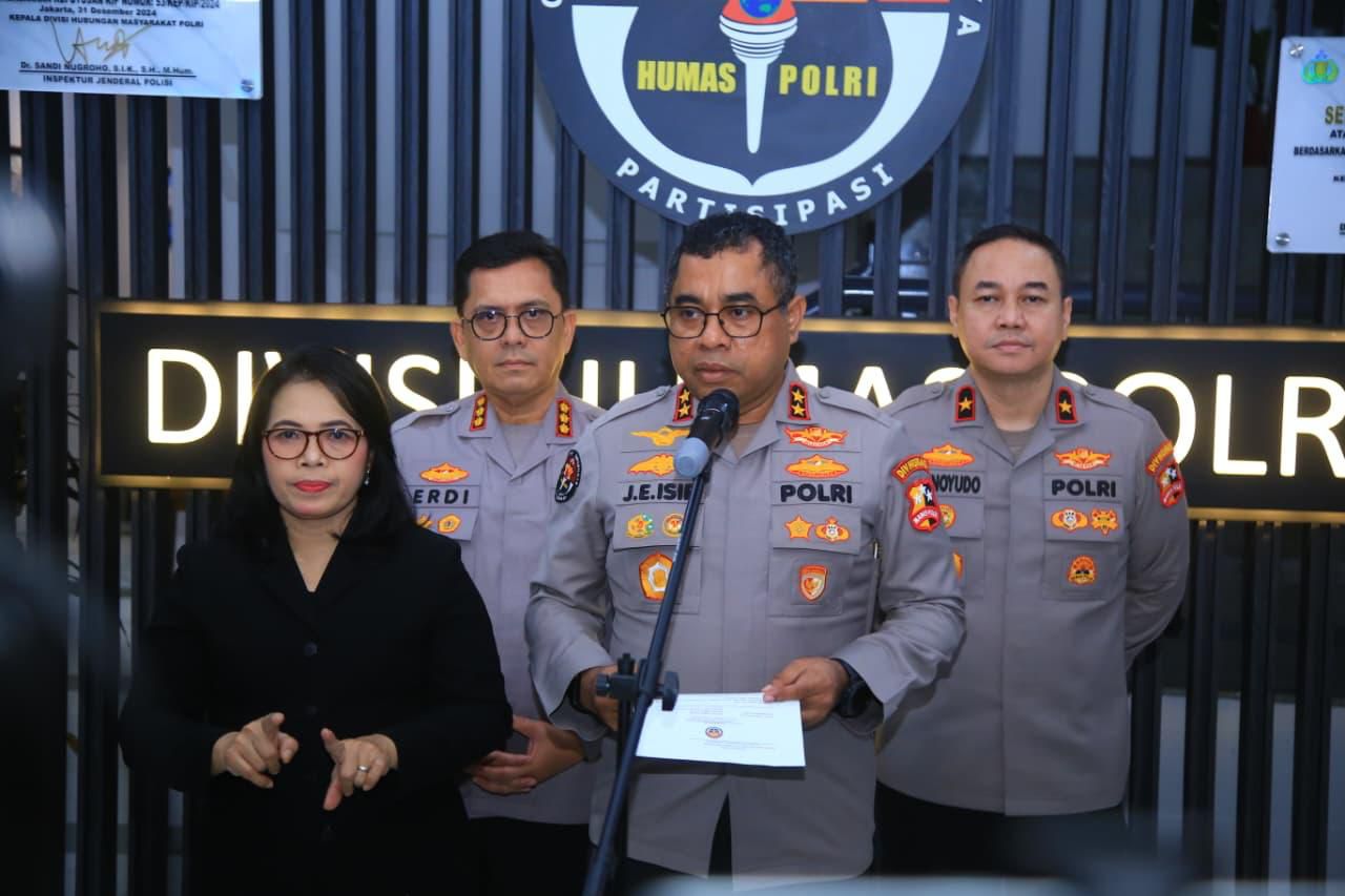Kadivhumas Polri Irjen Pol Johnny Eddizon Isir