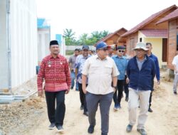 Bupati Aceh Tamiang Dampingi Wamen PKP Tinjau Hunian Tetap di Kampung Simpang Kanan
