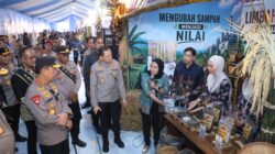 UMKM binaan Polres Gresik yang sukses mengolah sekam padi dan limbah organik menjadi produk ramah lingkungan berdaya saing internasional.