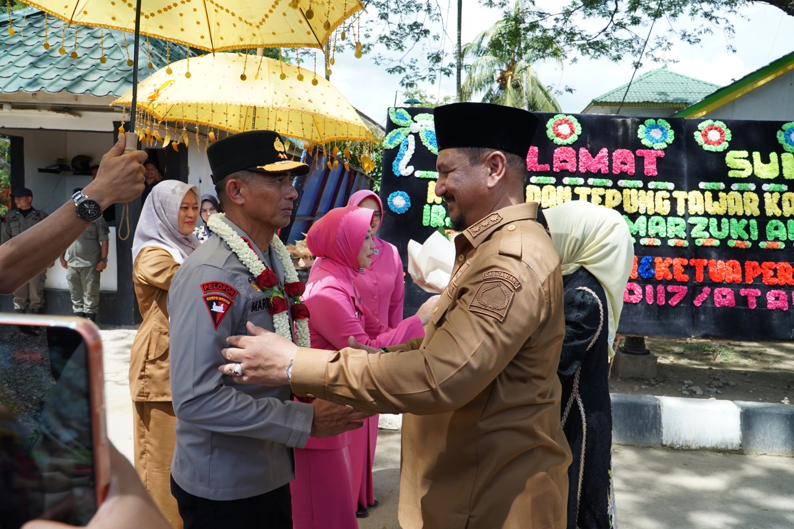 Bupati Aceh Tamiang, Irjen Pol. (Purn) Drs. Armia Pahmi MH menerima kunjungan kerja Kepala Kepolisian Daerah (Kapolda) Aceh Irjen. Pol. Drs. Marzuki Ali Basyah MM