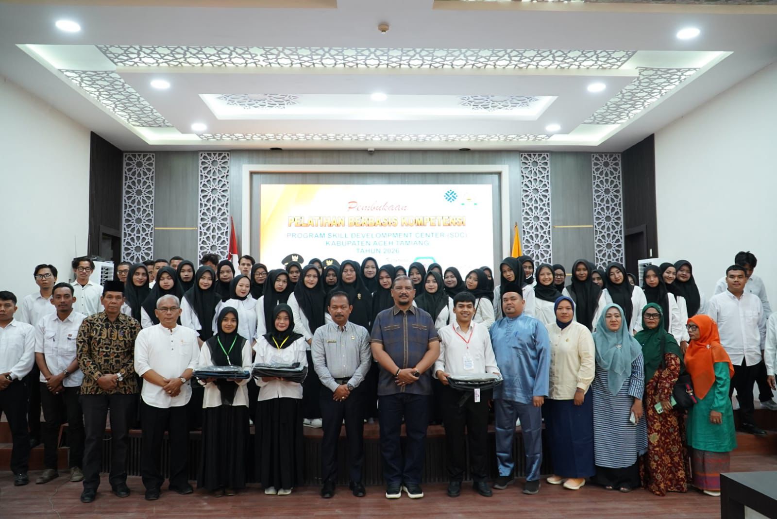 Bupati Aceh Tamiang, Irjen Pol. (Purn) Drs. Armia Pahmi MH