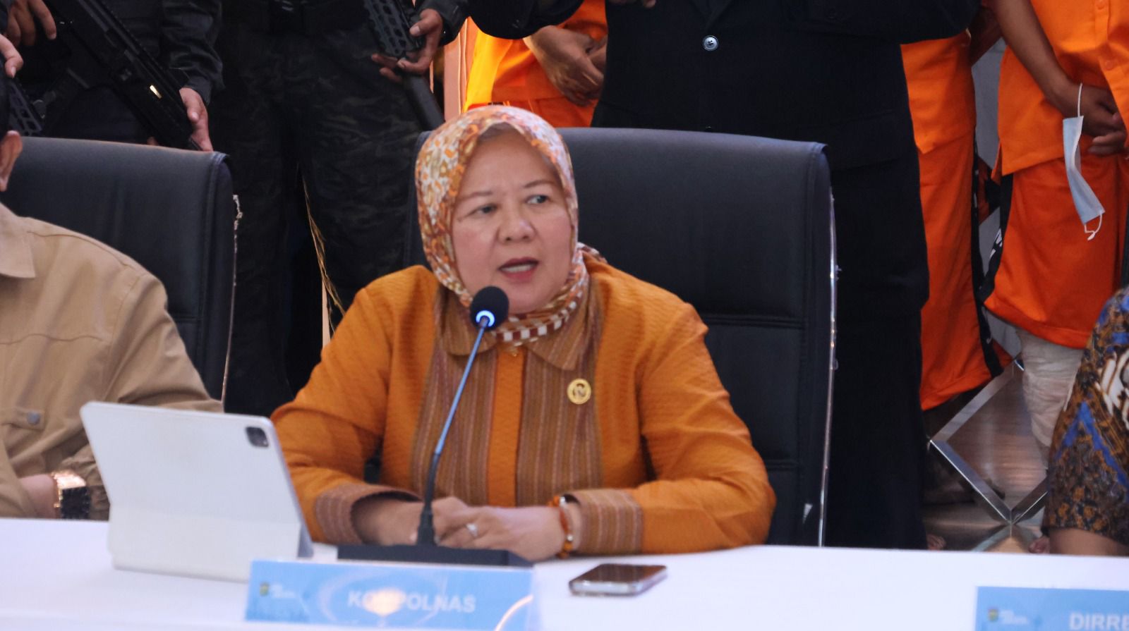 Komisioner Kompolnas Irjen Pol (Purn) Ida Oetari Poernamasasi