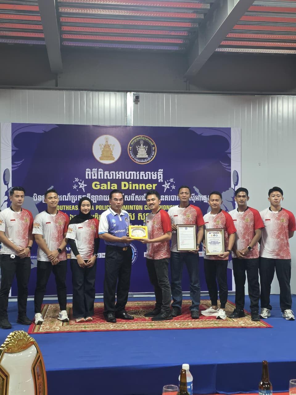 Tim Bulutangkis Polri sukses meraih 4 medali emas dan 2 perak pada kompetisi Southeast Asia (SEA) Police Badminton Championship 2026 yang digelar di Phnom Penh Kamboja.