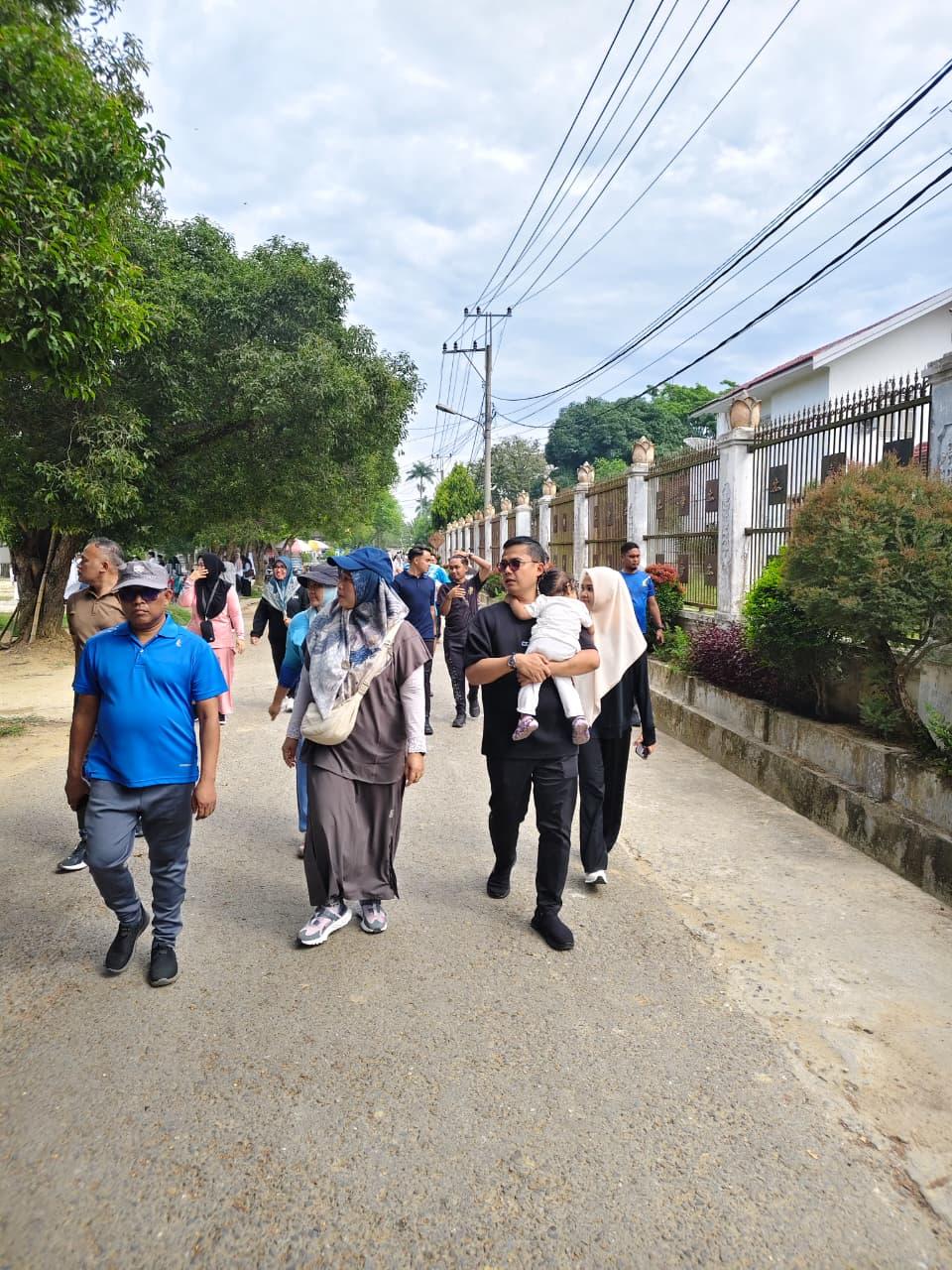Kegiatan Car Free Day (CFD) yang rutin digelar setiap Minggu pagi di kawasan Lapangan Merdeka Kota Langsa