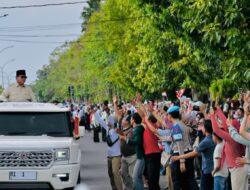 Ribuan Warga Sambut Presiden Prabowo di Bangkalan, Polres Bangkalan Sukses Kawal Seluruh Rangkaian Kegiatan