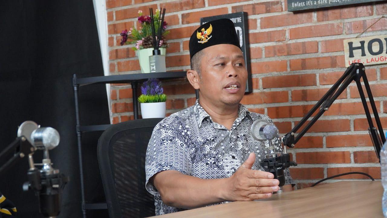 Direktur Rumah Politik Indonesia, Fernando Emas