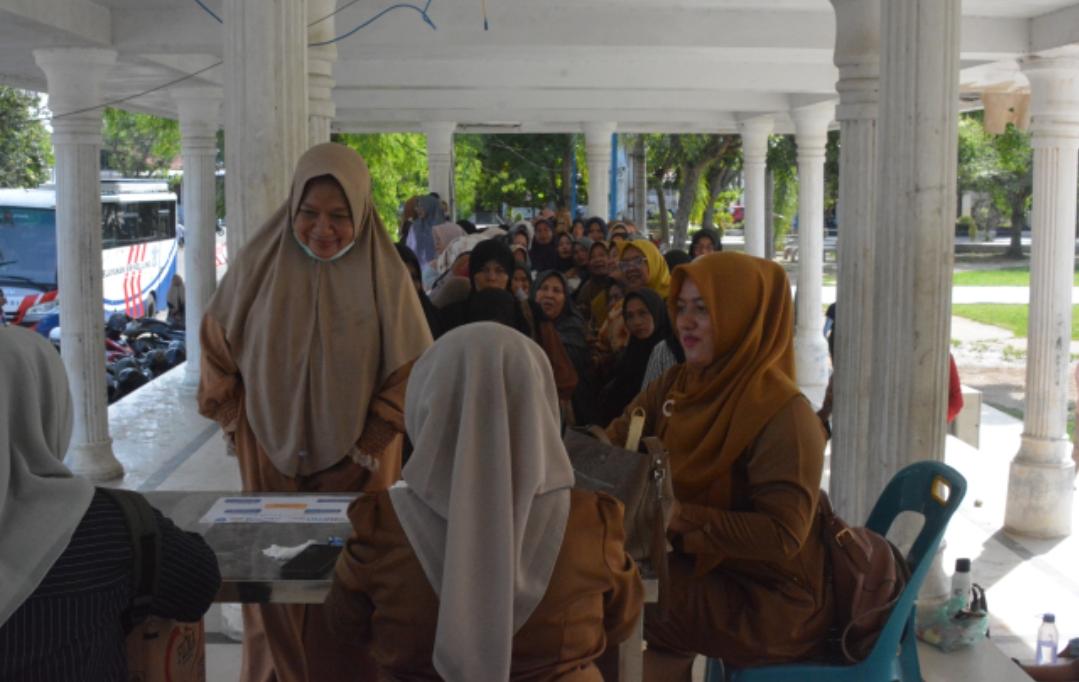 Koperasi dan UKM (Disperindagkop dan UKM) menggelar Pasar Murah dalam rangka menyambut Tahun Baru Islam 1 Muharram 1448 Hijriah