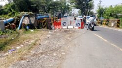 Proyek pembangunan jembatan di Jalan Raya Tangkel Bangkalan
