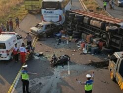 Laka Lantas Maut, Jalan Akses Suramadu Bangkalan Jadi Jalur Tengkorak