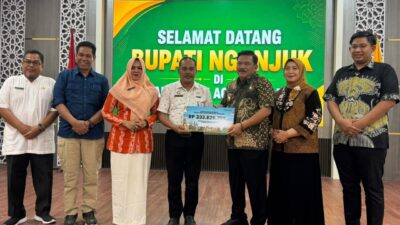 Plt. Sekretaris Daerah Drs. Syuibun Anwar