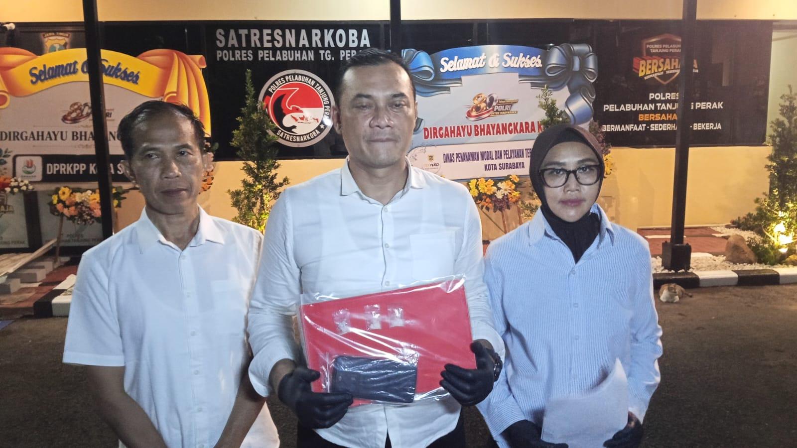 Kasatresnarkoba Polres Pelabuhan Tanjung Perak AKP Adik Agus Putrawan