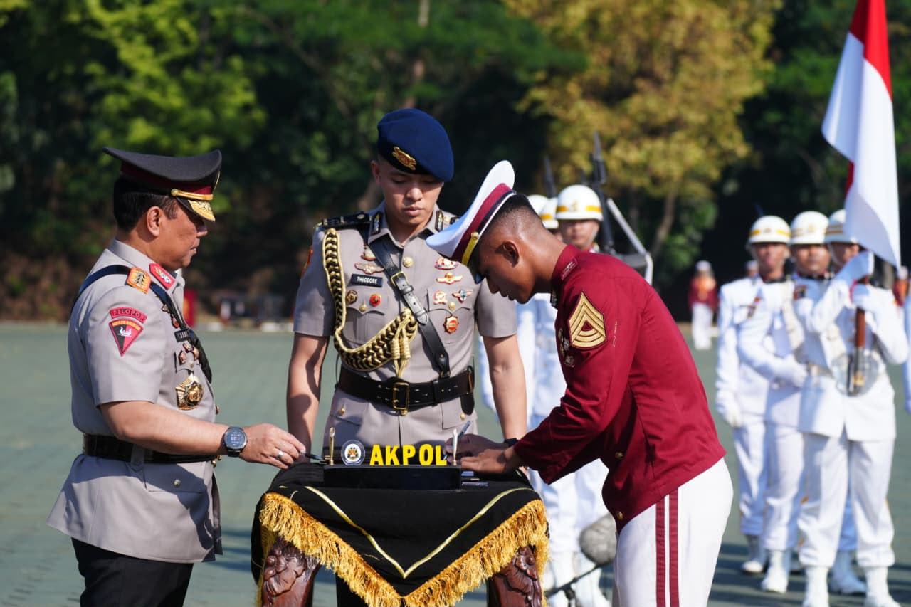 Kepolisian Negara Republik Indonesia membekali 282 Capaja Akpol Angkatan ke-58 dengan pemahaman mengenai dinamika geopolitik global
