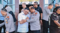Kapolda Jawa Timur Irjen Pol. Drs. Nanang Avianto, M.Si., bersama Wakapolda Jawa Timur Brigjen Pol. Dr. Pasma Royce, S.I.K., M.H., didampingi Pejabat Utama (PJU) Polda Jawa Timur, melaksanakan silaturahmi ke Kejaksaan Tinggi Jawa Timur