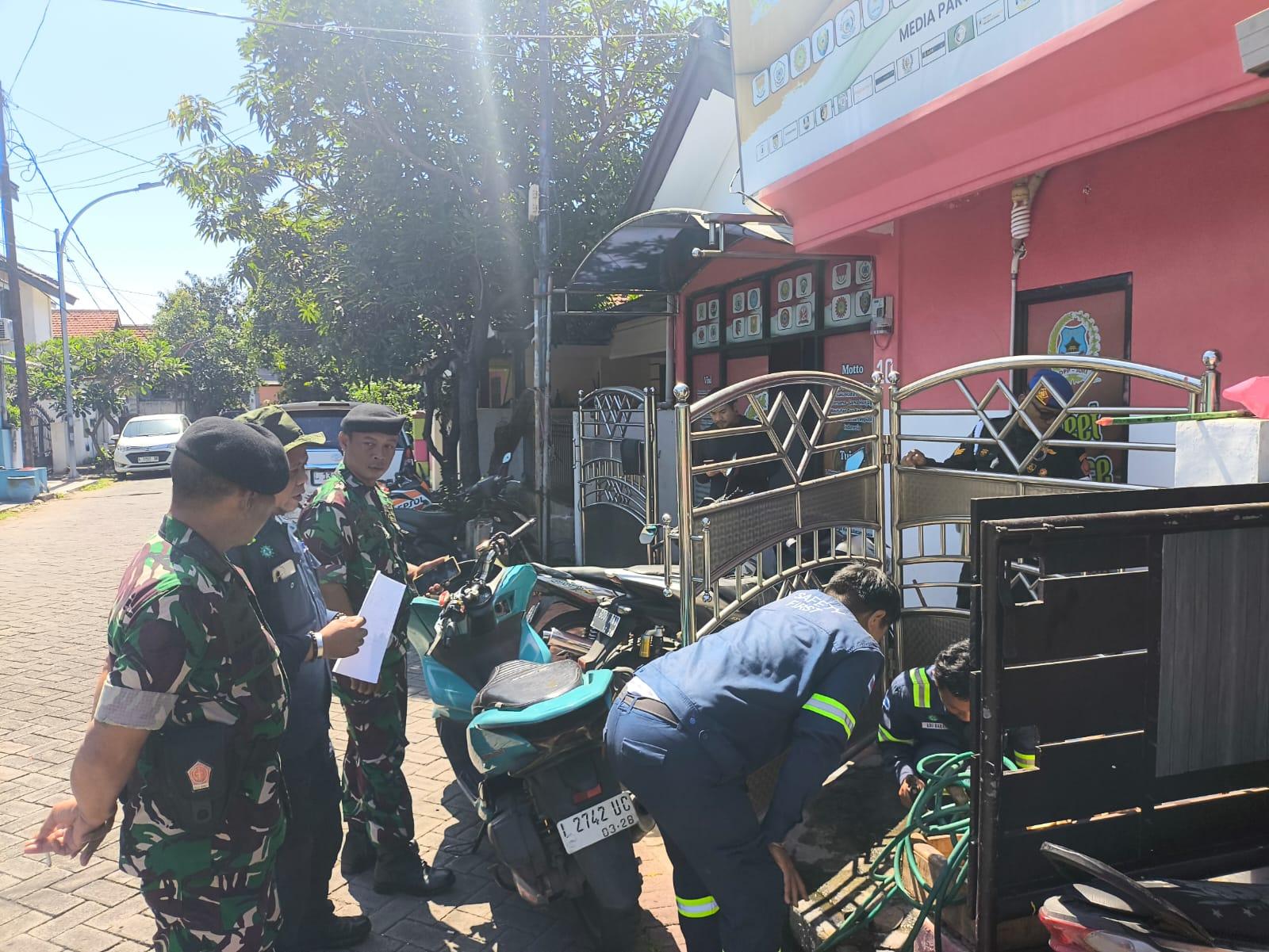 Tindak Tegas Indikasi Pelanggaran, PAM Surya Sembada Lakukan Penertiban Sambungan Air Ilegal
