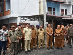 Wali Kota Langsa Meninjau Langsung Bangunan Pasar Menindak Lanjuti Aspirasi Para Pedagang