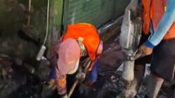 Proyek Ghoib! Pembangunan Drainase Pasar Genteng Dinilai Misterius, Abaikan K3 dan Sembunyikan Papan Informasi