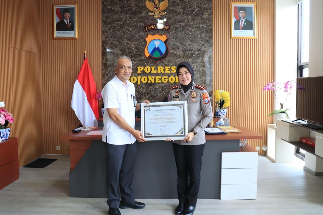 Kapolres Bojonegoro AKBP Yenni Diarty