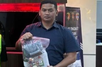 Kasat Resnarkoba Polrestabes Surabaya AKBP Dodi Pratama