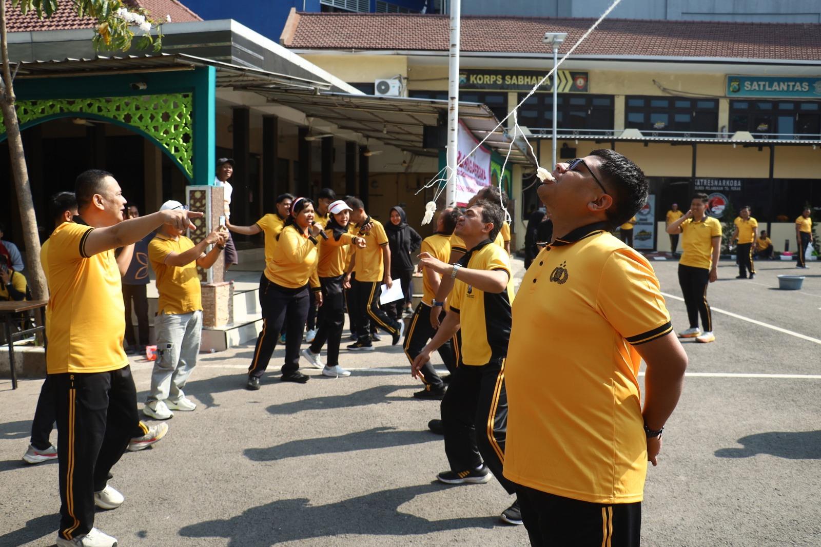 Semarak HUT ke-81 Kemerdekaan RI, Polres Tanjung Perak Gelar Lomba Khas Agustusan