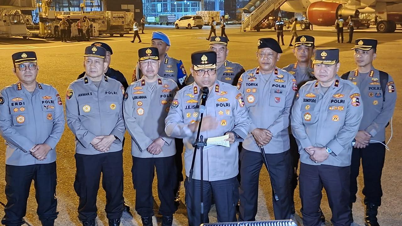 Kadivhumas Polri Irjen Pol. Johnny Eddizon Isir