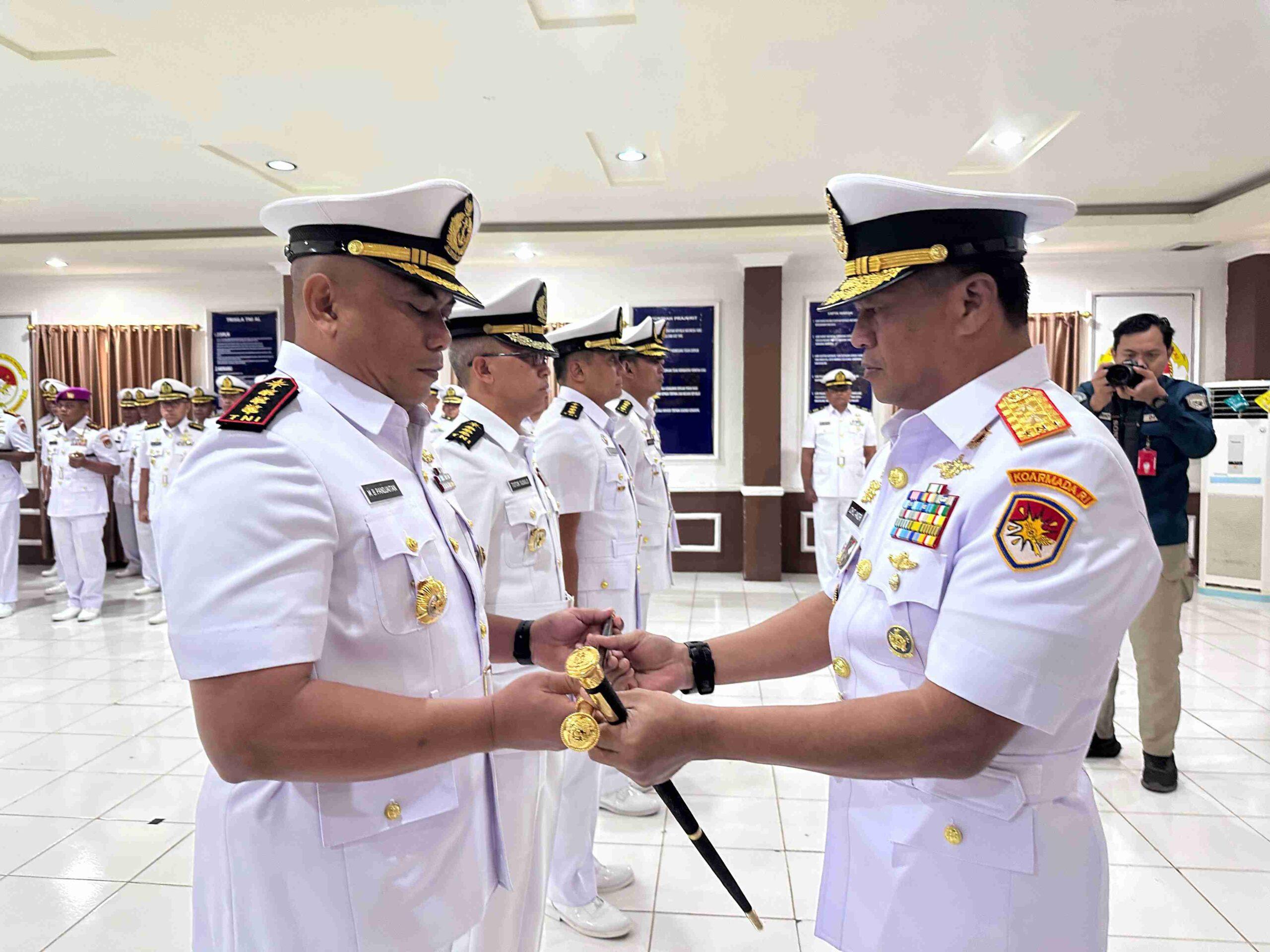 Komandan Kodaeral XI, Laksda TNI Joko Andriyanto, S.T., M.Tr.Hanla., M.A.P., pimpin Acara Serah Terima Jabatan