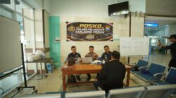 Polres Pelabuhan Tanjung Perak merespons insiden hilangnya kontak KM Virgo Transport 8, dengan mendirikan posko terpadu