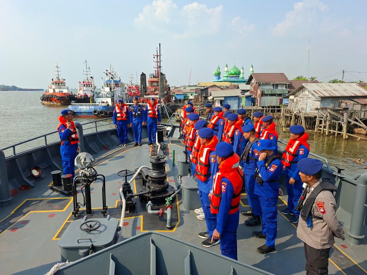 Polri Perkuat Operasi SAR KM Virgo Transport 8