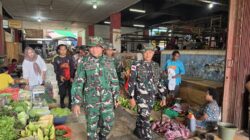 HUT TNI ke-81 Tahun 2026, TNI-Polri bersinergi melaksanakan kegiatan Karya Bakti Pembersihan Pasar Wamanggu, Merauke