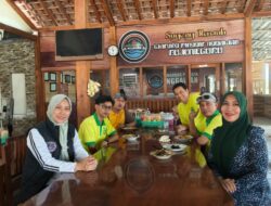 Dhahar Bareng, Nyanyi Gayeng, Ning Lia-Sri Wahyuni Kesengsem Ngawan