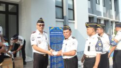 Pastikan Pelayanan Publik Prima, Rutan Kelas I Surabaya Bagikan Vitamin dan Suplemen Sesuai Rekam Medis Pegawai