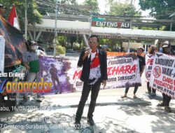 Kadispendik Jatim Absen Saat Didemo, H. Bakri Tuntut Kebiri Oknum Guru Predator Seksual SMAN 19 Surabaya!