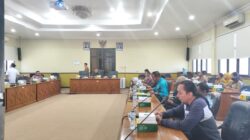 Soal Notulen Hearing dan Surat ke Gubernur Belum Diserahkan, Kades Karangbong Ancam Blokade Jalan Surowongso