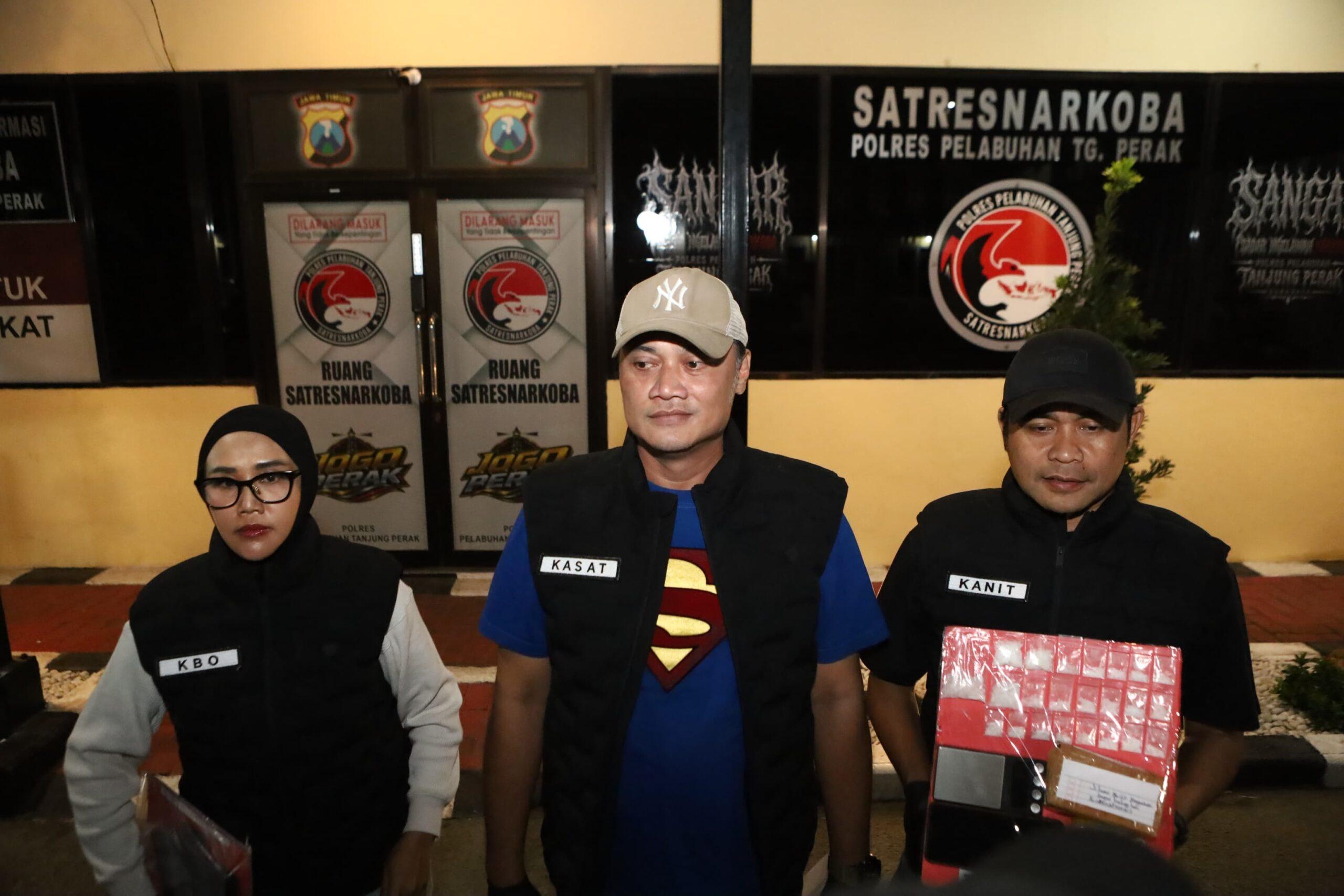Kasat Narkoba Polres Pelabuhan Tanjung Perak AKP Adik Agus Putrawan