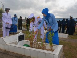 Kenang Jasa Pahlawan, Wadan Kodaeral XI Hadiri Ziarah Nasional dalam Rangka HUT TNI ke-81 di TMP Trikora Merauke